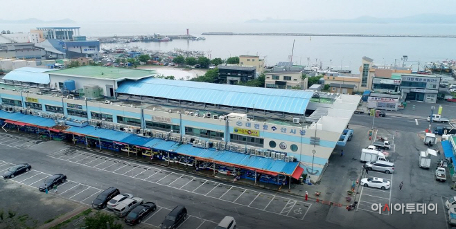 2. (2) 대천항 수산시장