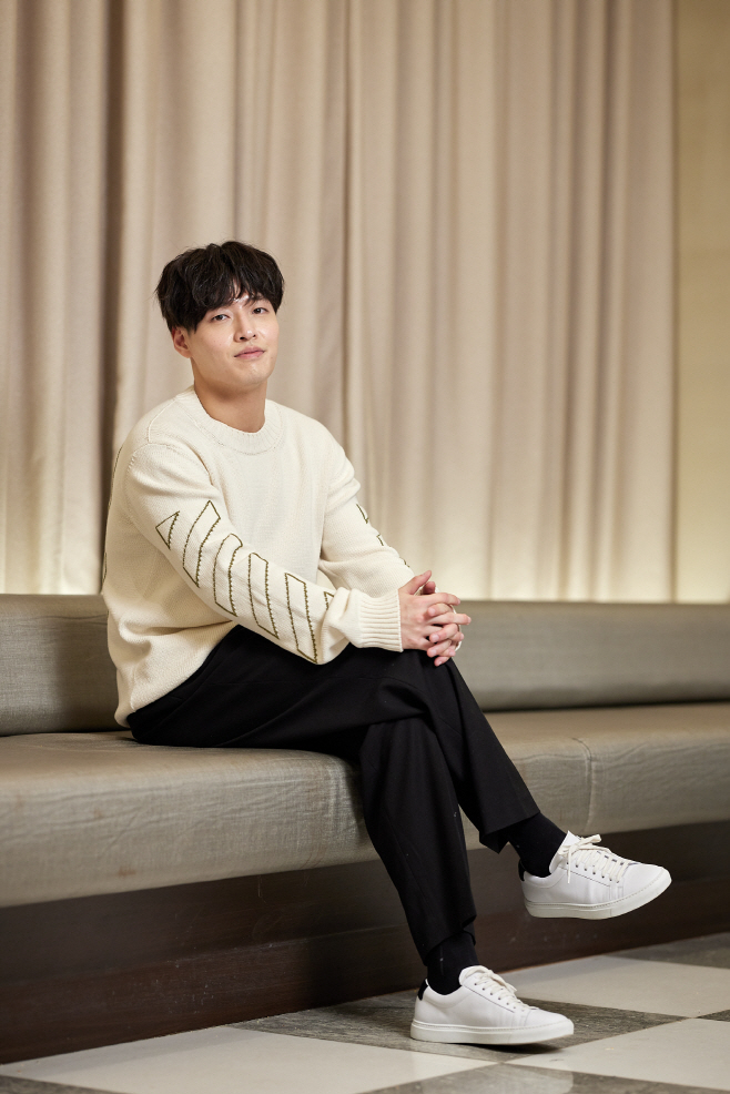 강하늘