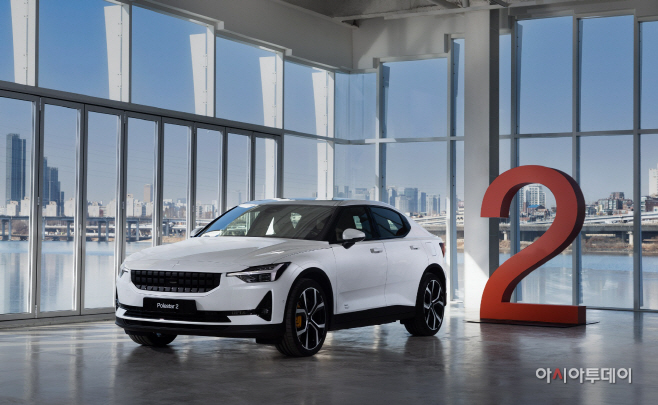 폴스타2