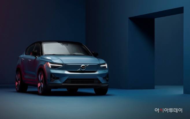 사진자료_볼보자동차 순수 전기차 C40 Recharge (1)