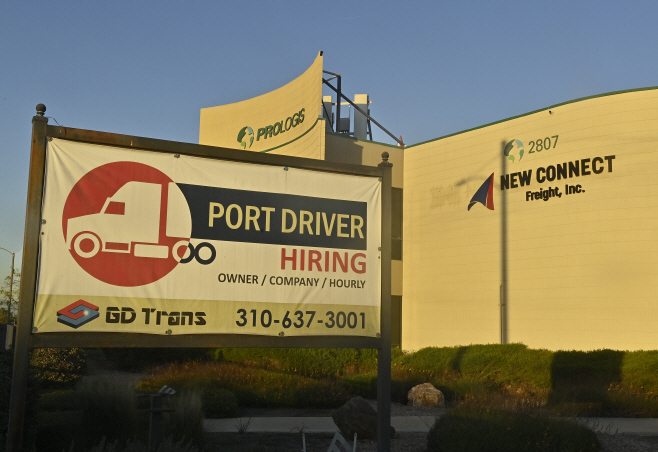 JOBS DEARTH OF WORKERS
