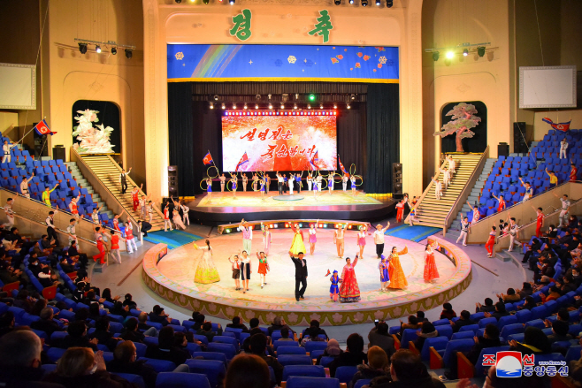 북한, 설 맞아 다채로운 공연 진행