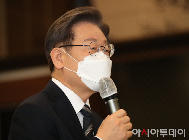 2022020901000684600036371