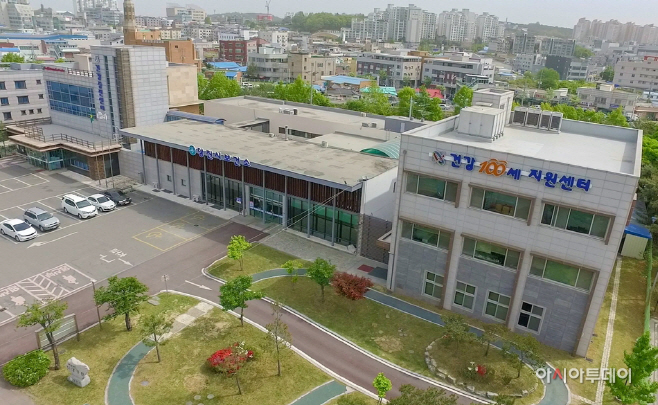 당진시, 취약계층‘ 노인 인공관절 등 검진·수술비 지원