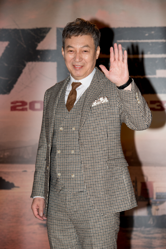 김갑수