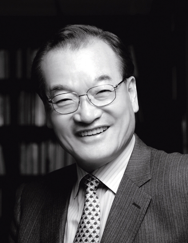 윤영달 크라운 해태 회장