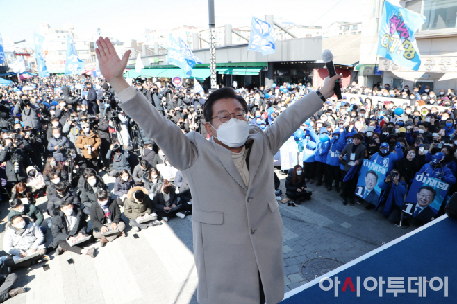 2022022301001698400127251