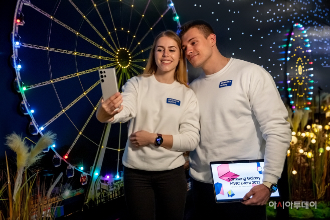 모바일 월드 콩그레스 2022_나이토그래피 특화 체험존 (2) (1)