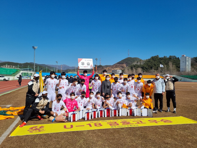 제23회 백운기 전국 고교축구대회, 금호고 우승