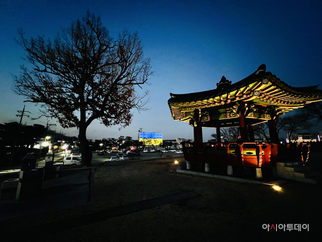 3일 (홍성군, 우크라이나 응원 ‘평화의 빛’ 캠페인 추진) 1