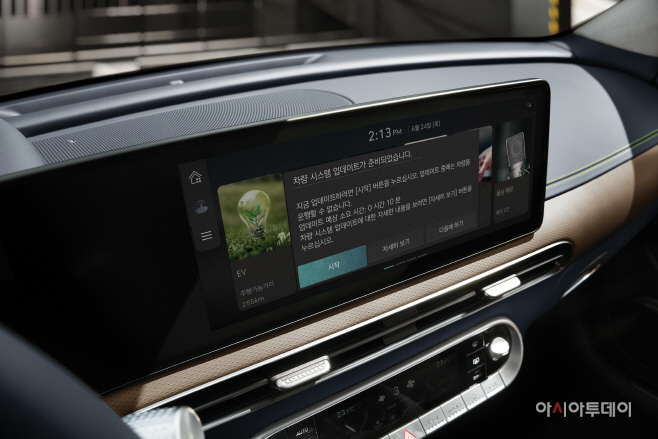 220306 (사진2) 제네시스 GV60, 무선 소프트웨어 업데이트 제공
