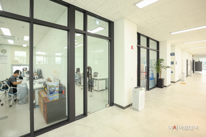 1.(사진)1인창조기업지원센터(2)