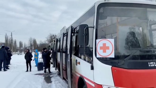 UKRAINE-CRISIS/EVACUATIONS <YONHAP NO-7548> (VIA REUTERS)