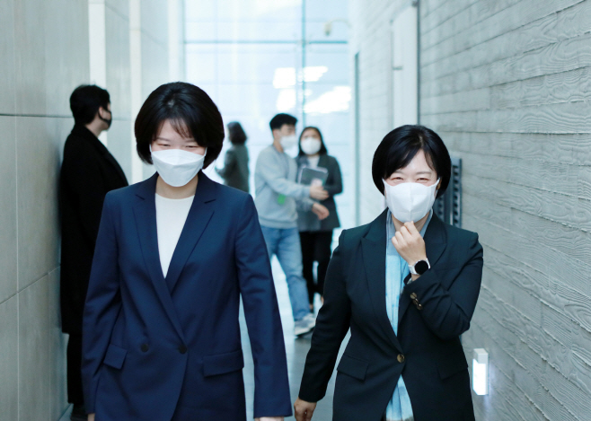 네이버 신·전임 대표<YONHAP NO-5107>