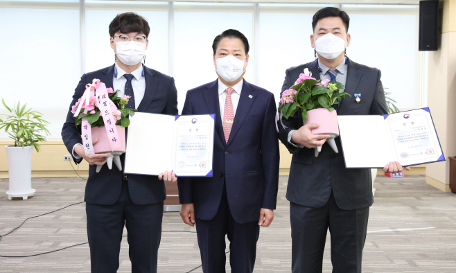 해양플라스틱 자원순환 사업 정부혁신 유공 수상