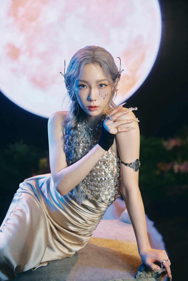 태연 정규 3집 'INVU' 이미지