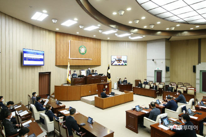 5.(사진)의왕시의회, 제283회 임시회 폐회(3)