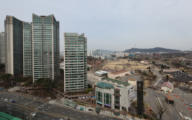 대통령실 용산 이전으로 집값 어찌 될까…주민들 촉각