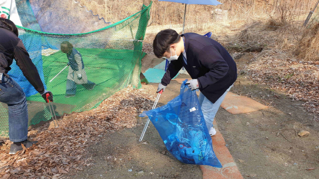 안성시, 상수도과 비봉산 약수터 정화활동