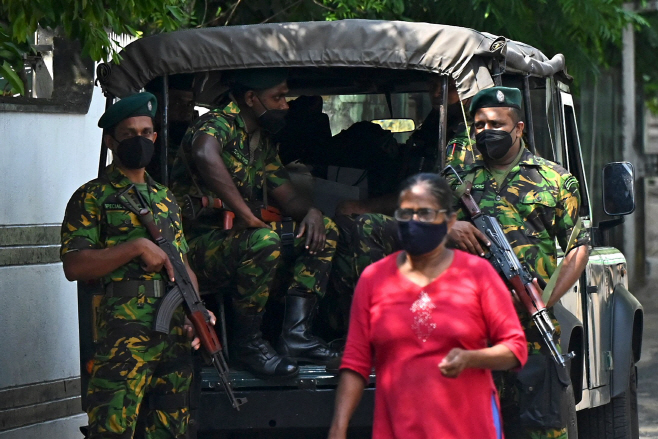 SRI LANKA-ECONOMY-POLITICS-UNREST <YONHAP NO-4509> (AFP)