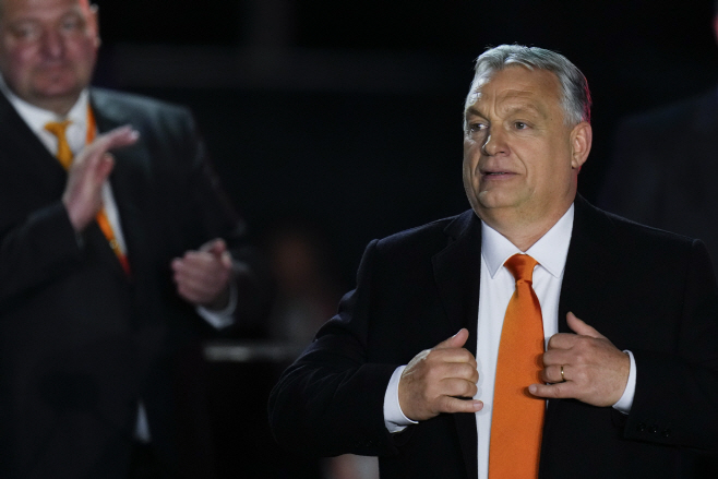 APTOPIX Hungary Election <YONHAP NO-2218> (AP)