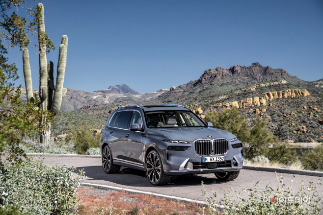 사진1-BMW 뉴 X7 공개