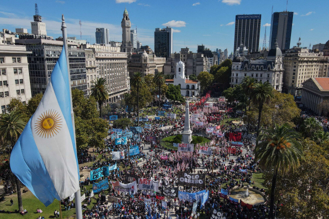 ARGENTINA-ECONOMY-INFLATION-PROTEST <YONHAP NO-1417> (AFP)