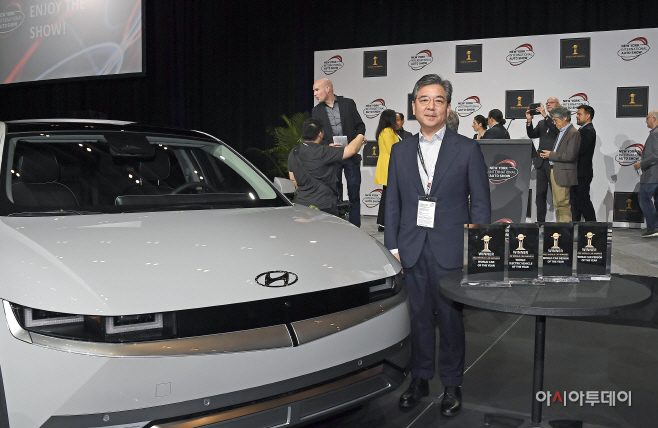 (사진 3) 현대차 아이오닉 5 세계 올해의 차 수상