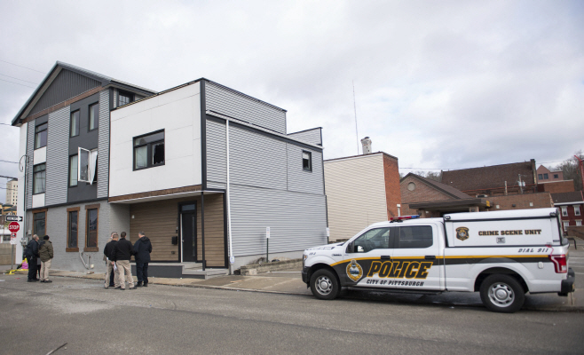 Pittsburgh Party-Shooting <YONHAP NO-6322> (AP)
