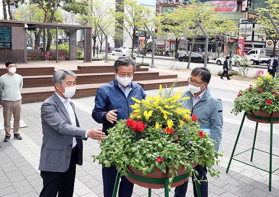 유성구 유성온천 봄꽃 전시회 개최