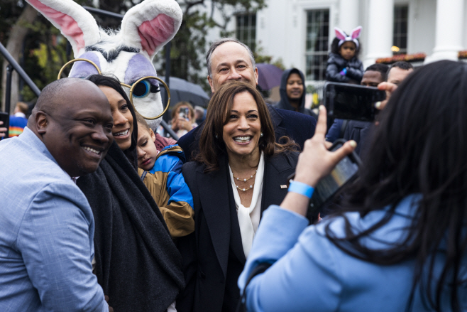 EASTER EGG ROLL