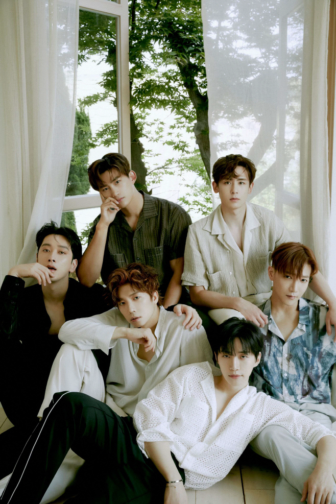 2PM 정규 7집 'MUST' 단체 이미지