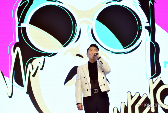 [포토] `싸다9`로 돌아온 싸이
