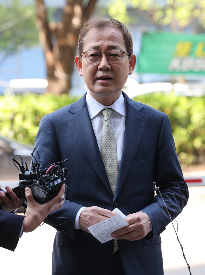 사퇴 입장 밝히는 김인철 부총리 후보자<YONHAP NO-2387>