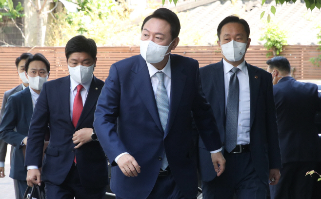 윤석열