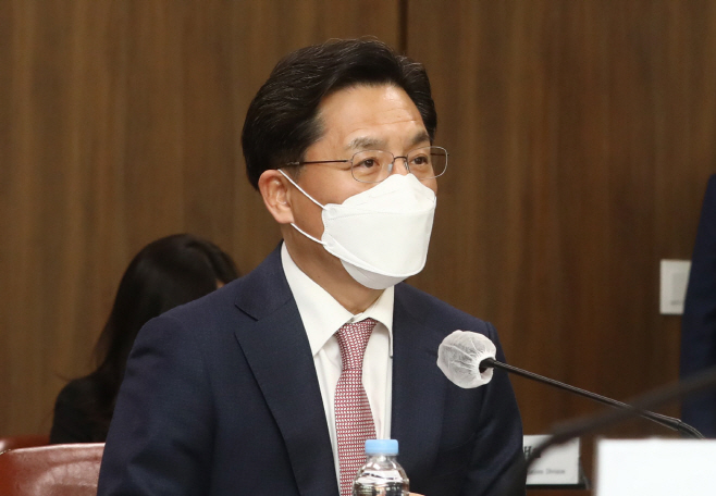 발언하는 노규덕 한반도평화교섭본부장