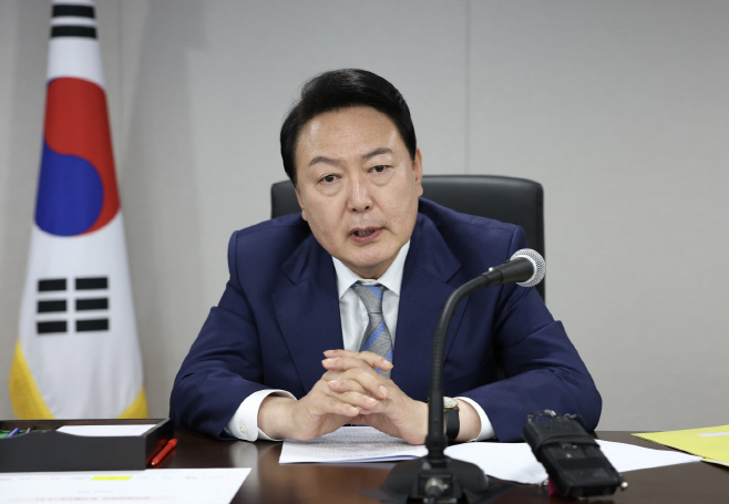 윤석열 당선인, 용산 국가위기관리센터에서 안보회의 주재