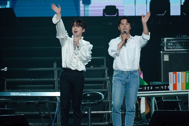 장민호X이찬원 민원만족 서울 콘서트 성료 01