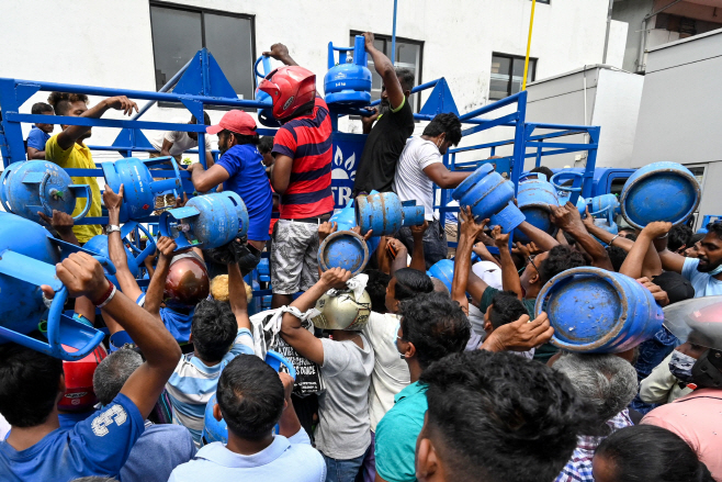 SRI LANKA-POLITICS-ECONOMY-PROTEST <YONHAP NO-7093> (AFP)