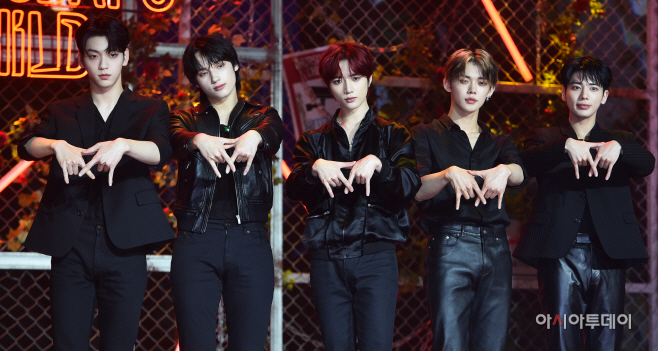 [포토] TXT, 시그니처 포즈!