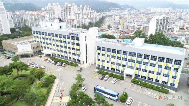 양산시 청사 전경