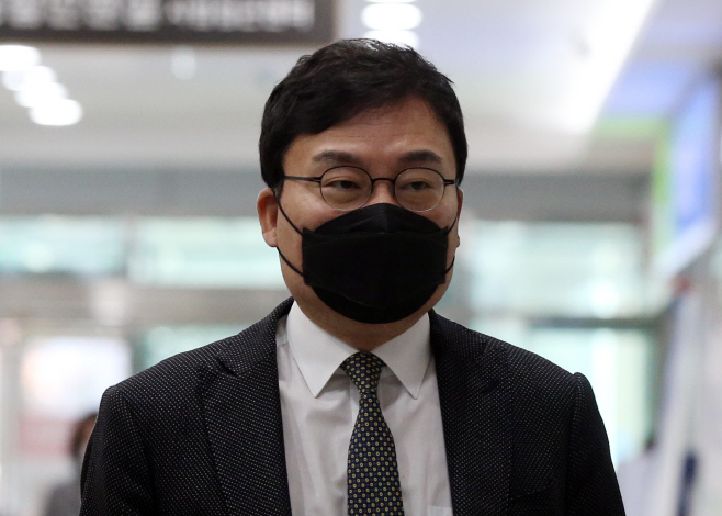 '횡령·배임 혐의' 이상직 의원 징역 6년 법정구속