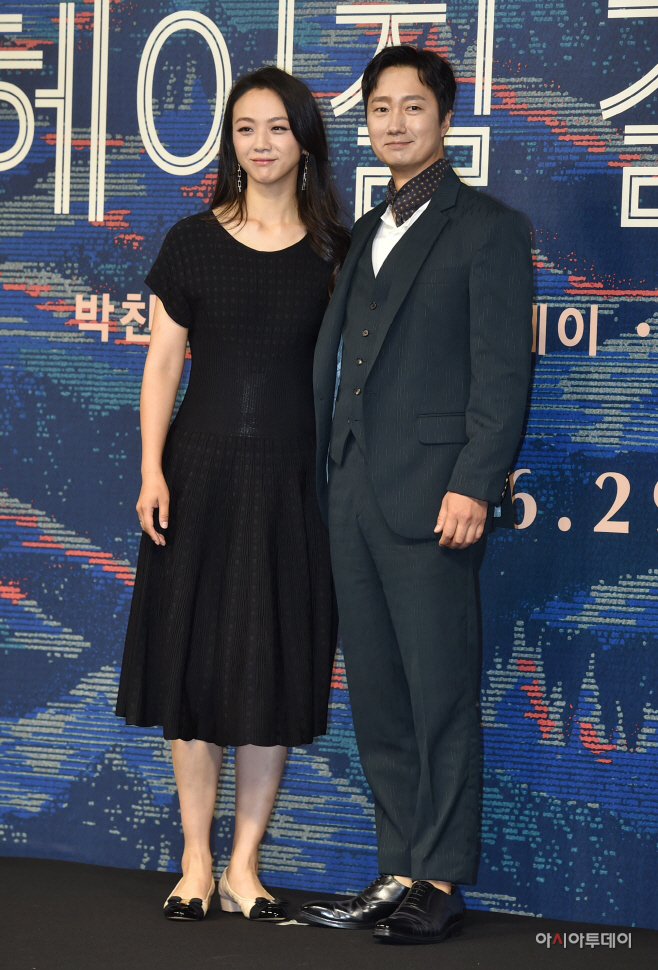 [포토] 포즈 취하는 탕웨이-박해일