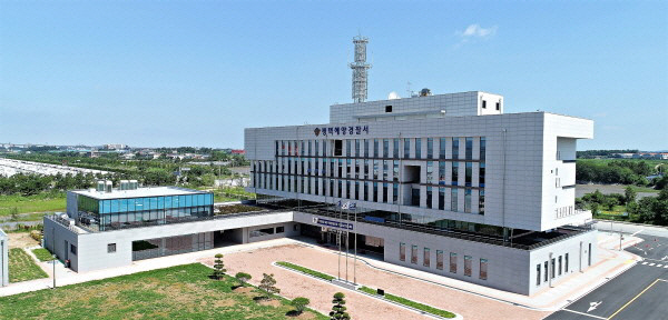 평택해경, 제부도 갯벌 해루질객 7명 전원구조