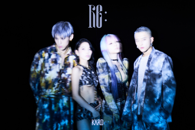 KARD_미니5집_RE_JK_단체02