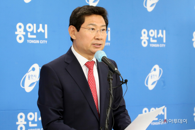 이상일