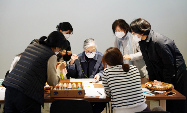 아산공예창작지원센터 공예워크숍