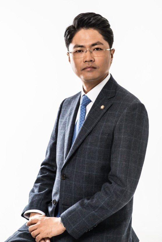 김광진