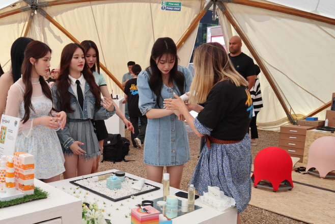 사진 1) 런던 한류타운-B2C 판촉전