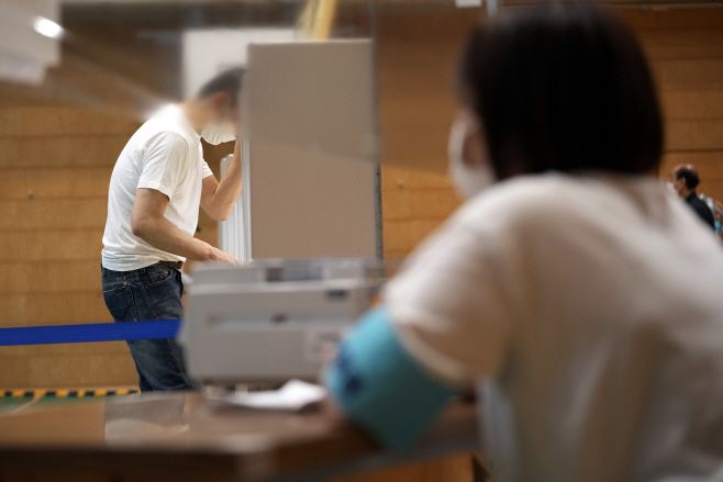 Japan Election <YONHAP NO-1872> (AP)